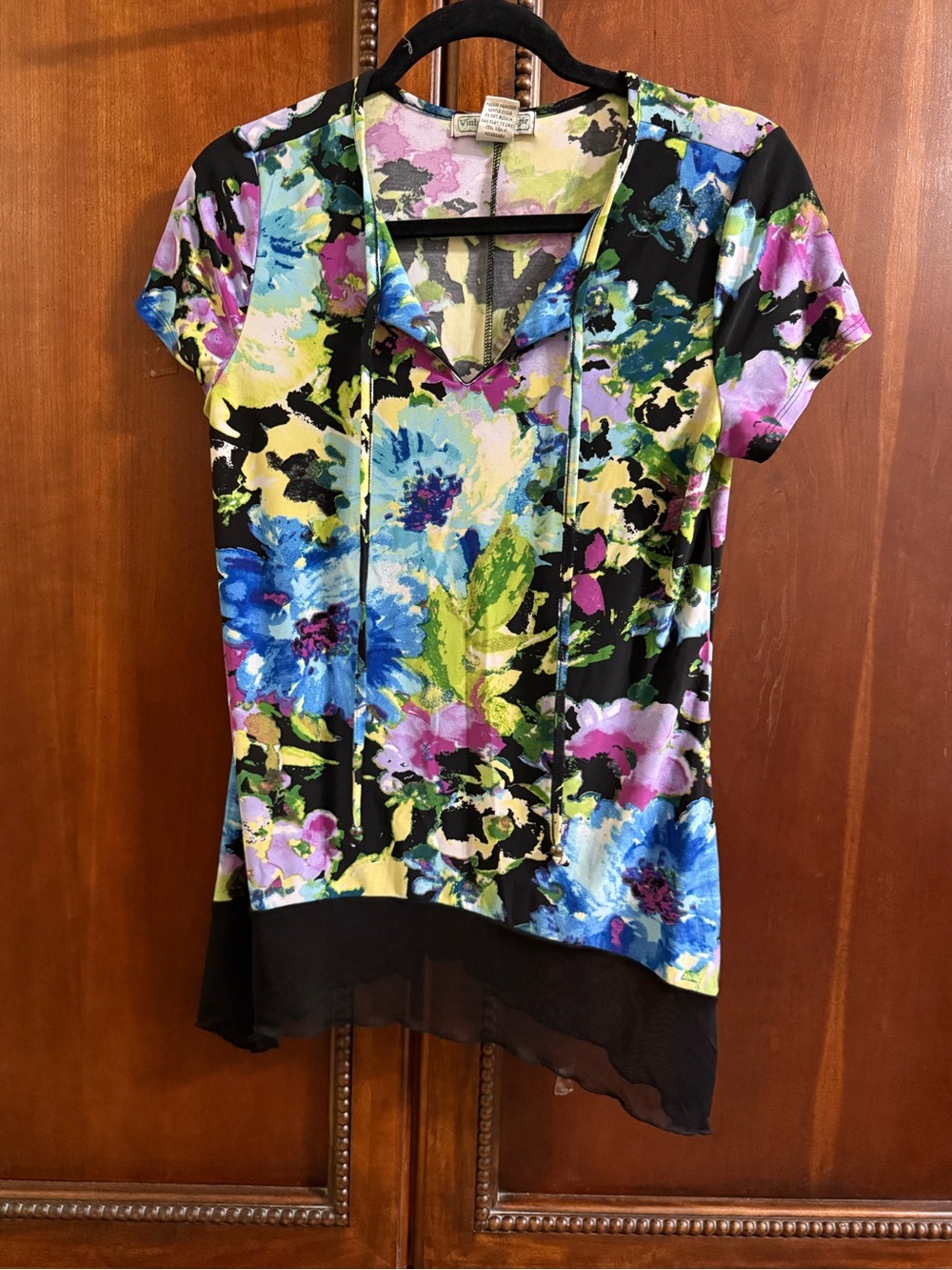 Vintage Suzie Black Multi Floral V-Neck Short Sleeve Tunic